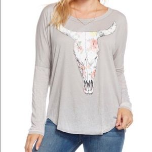 Chaser blooming cow skull drape back shirt small